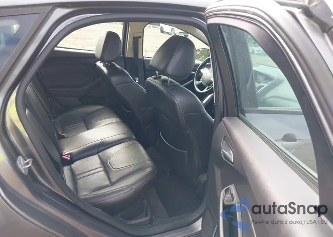 1FADP3K27DL378372: 40290122