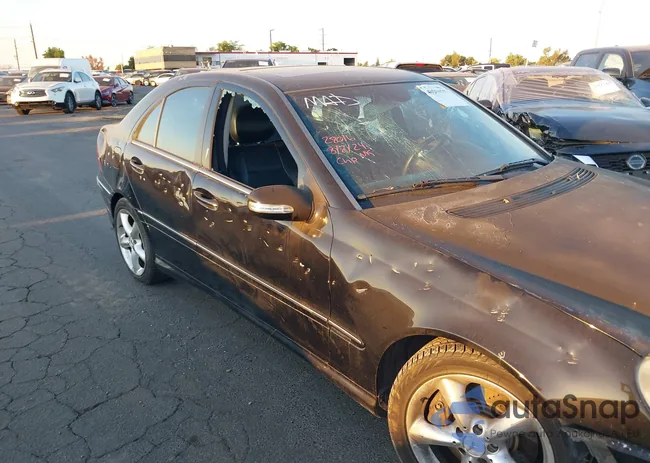 WDBRF52H96E022353: 40294557