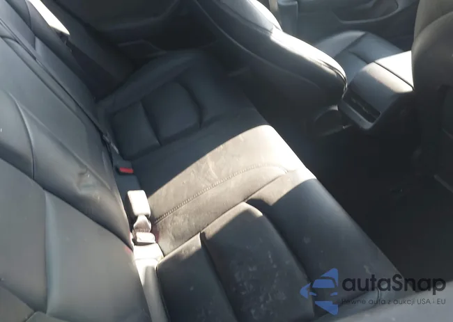 5YJ3E1EA9MF868219: 40293936