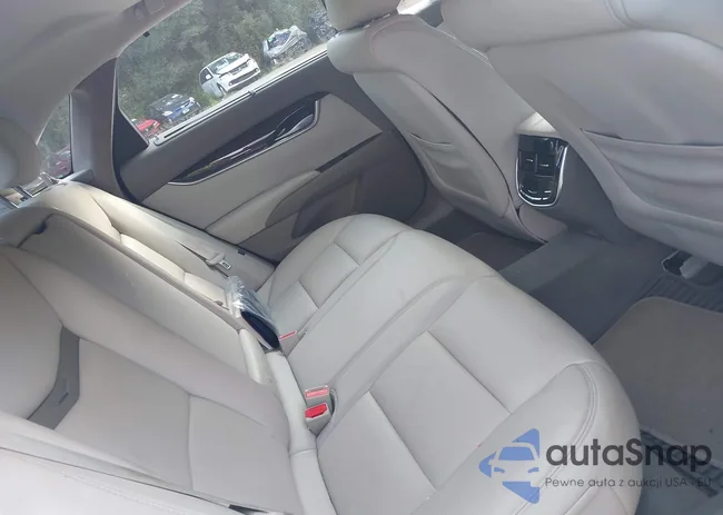 2G61W5S8XG9176561: 40295532