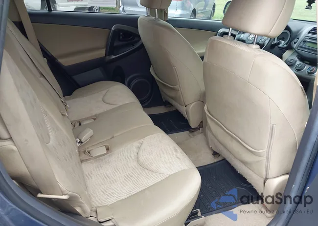 2T3BF4DV7CW178668: 40297335