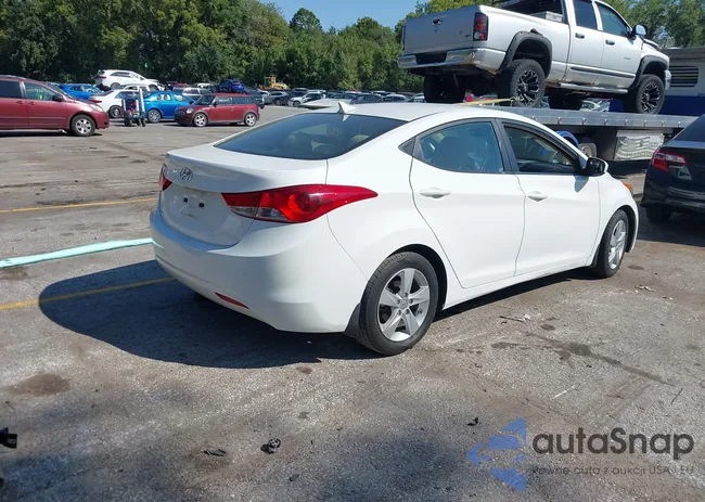 5NPDH4AE4DH275004: 40296937