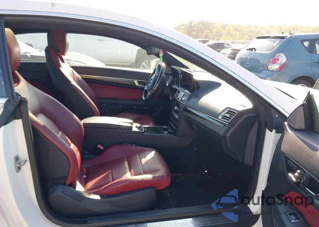 WDDKJ8JB8EF262623: 40297839