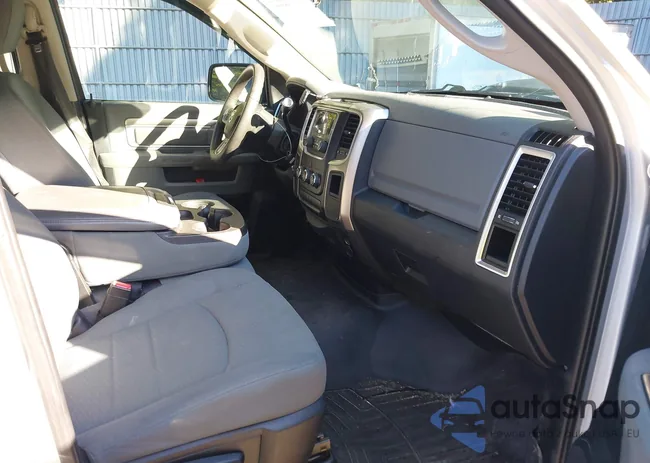 1C6RR7GT2DS535404: 40298967