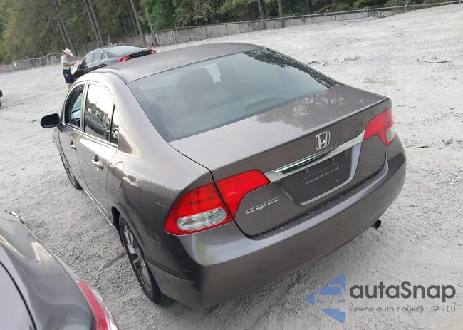 2HGFA1F84AH510781: 40299172