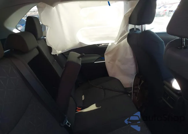 2T3W1RFV6RC275591: 40300332