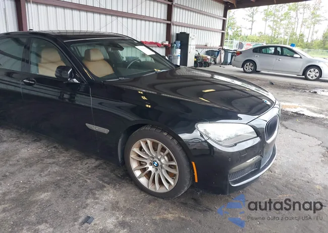 WBAKB8C53CDX20766: 40299818