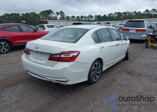 1HGCR2F75HA104946: 40301495