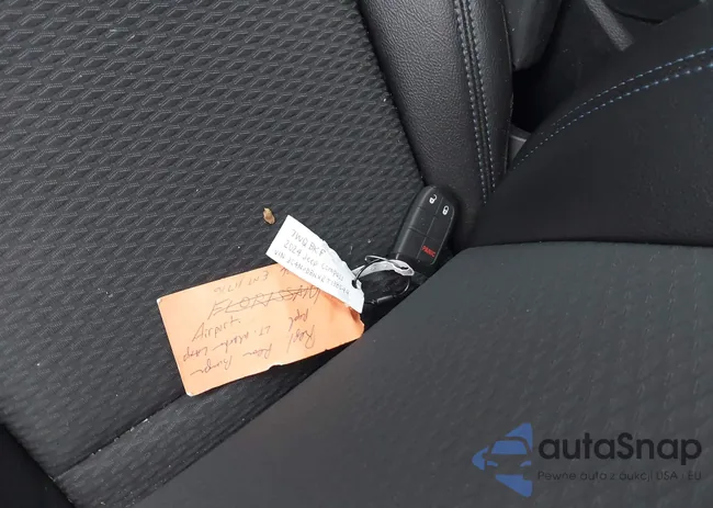 3C4NJDBNXRT138549: 40300803