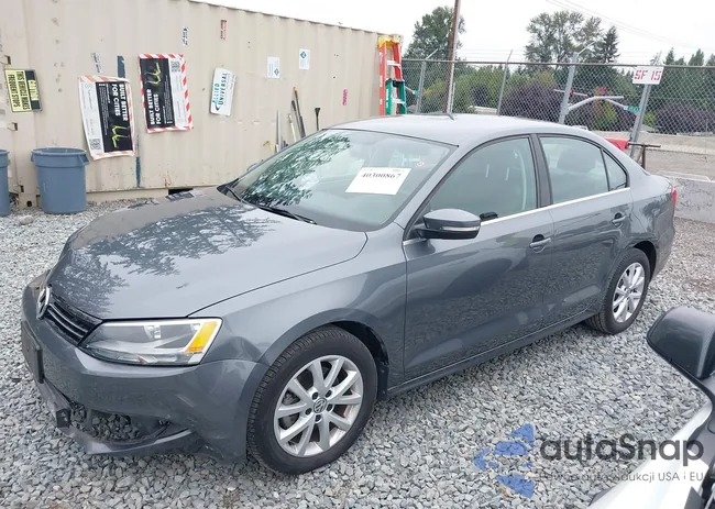 3VWDP7AJ9DM395079: 40300867