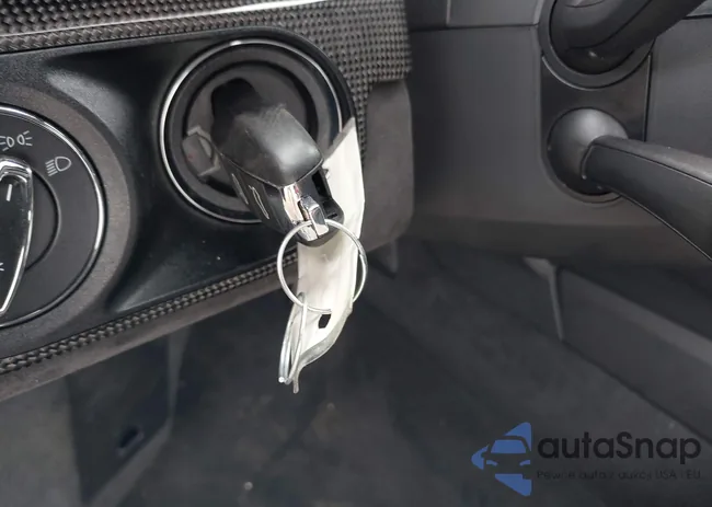 WP0AC2A85LS289459: 40302107