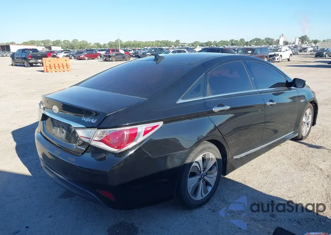 KMHEC4A47EA108702: 40302724