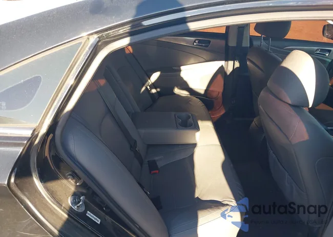 KMHEC4A47EA108702: 40302724