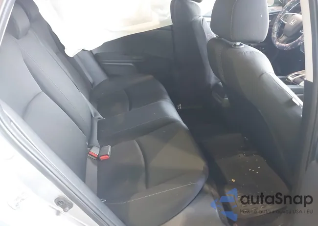 2HGFC2F57JH553744: 40302910