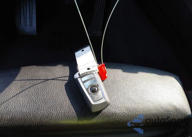 WBA4B1C58GG241764: 40305052