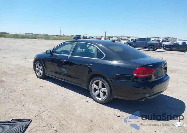 1VWBH7A33DC012857: 40306132