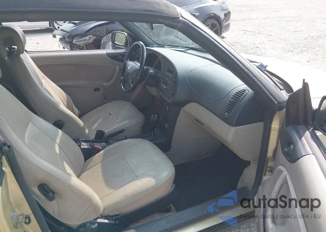 YS3DD78B3W7002788: 40306188