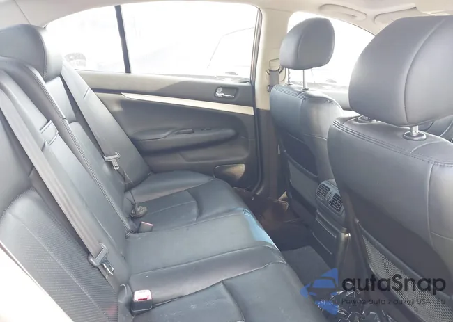 JNKCV61F59M351723: 40305779