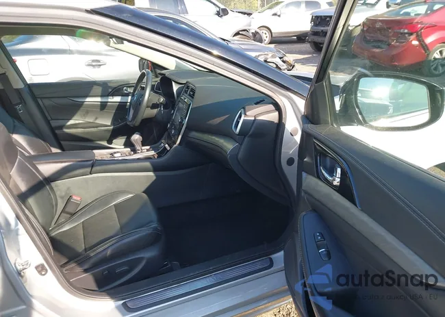 1N4AA6AP2JC378214: 40308300