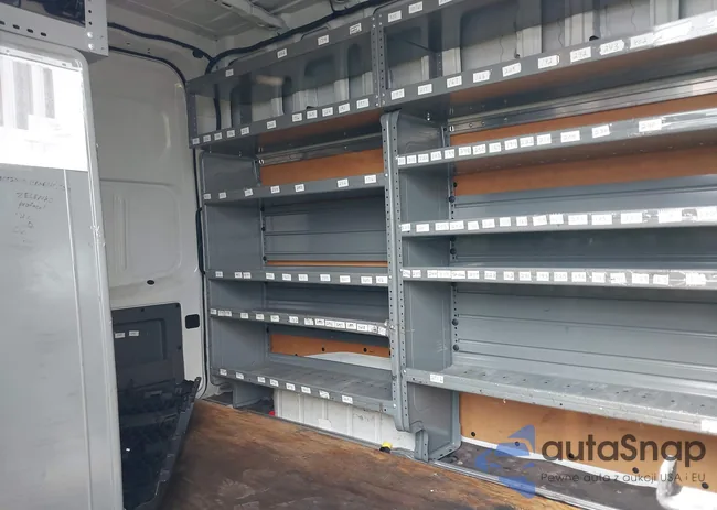 1N6BF0LY8JN802984: 40309185