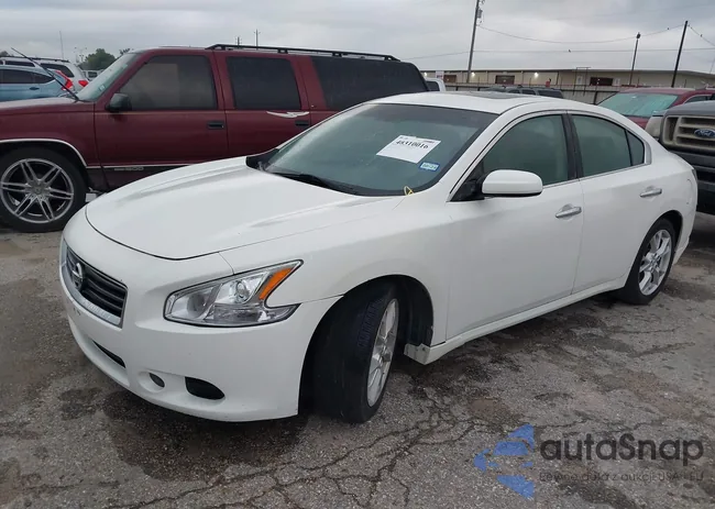 1N4AA5APXEC498584: 40310016