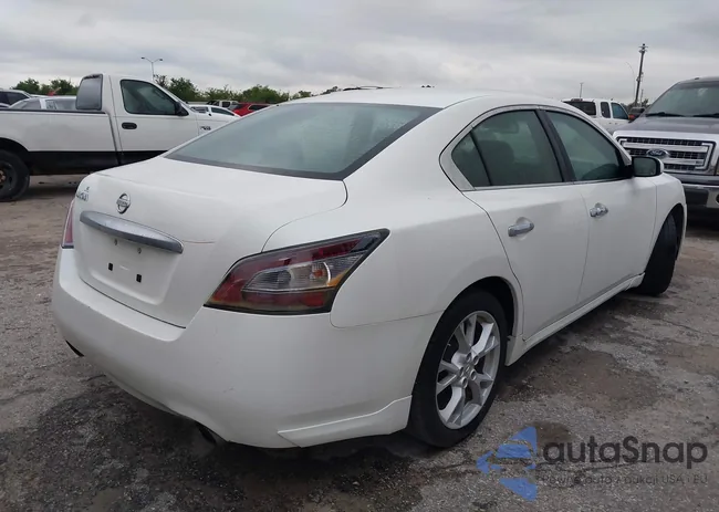 1N4AA5APXEC498584: 40310016