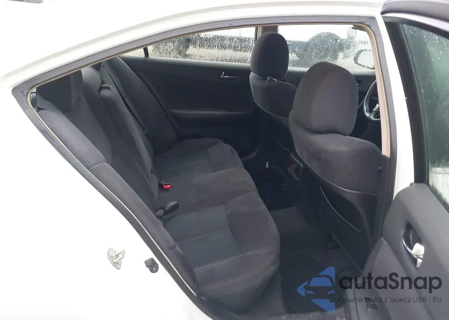 1N4AA5APXEC498584: 40310016