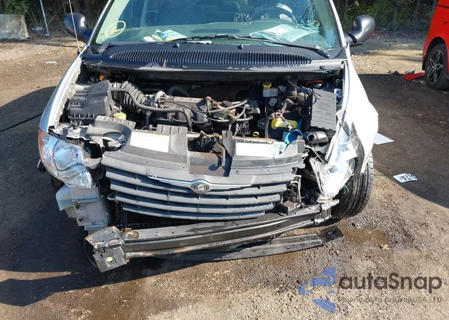 1A4GP45R96B549261: 40311055