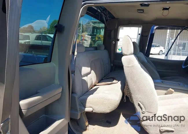 2GCEK19R8W1110587: 40312762