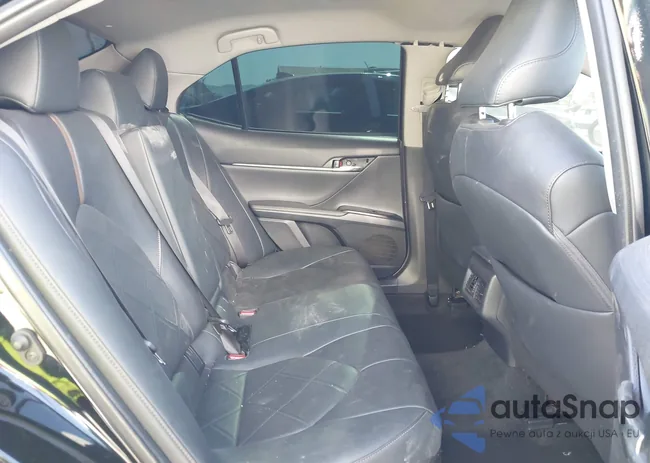 4T1B21HKXKU521832: 40313653