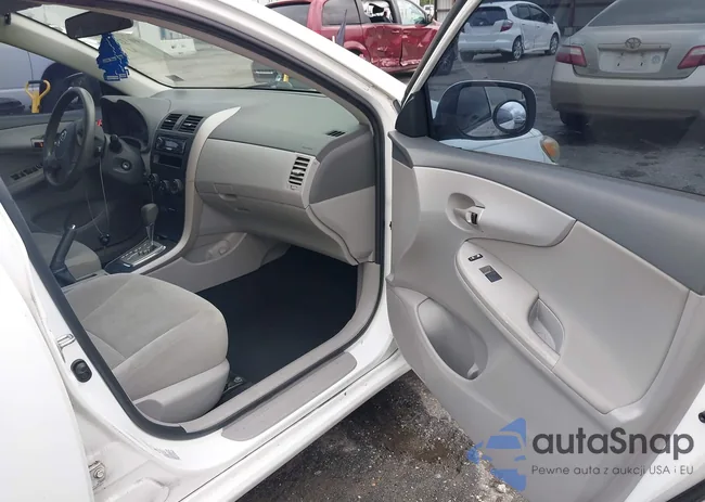 2T1BU4EE0AC300556: 40315196