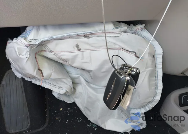 2C4RC1BG1PR627272: 40316920