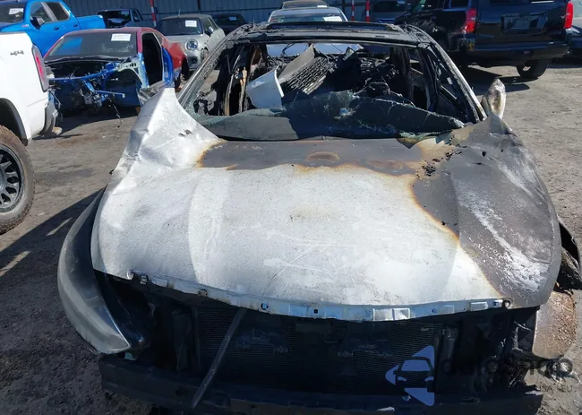 KMHEC4A40DA076268: 40318198