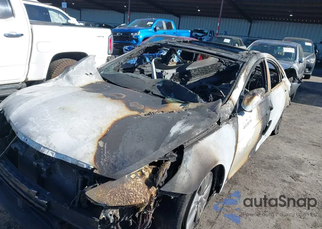 KMHEC4A40DA076268: 40318198