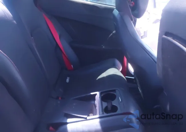 WDDGJ4HB4DG006539: 40318359