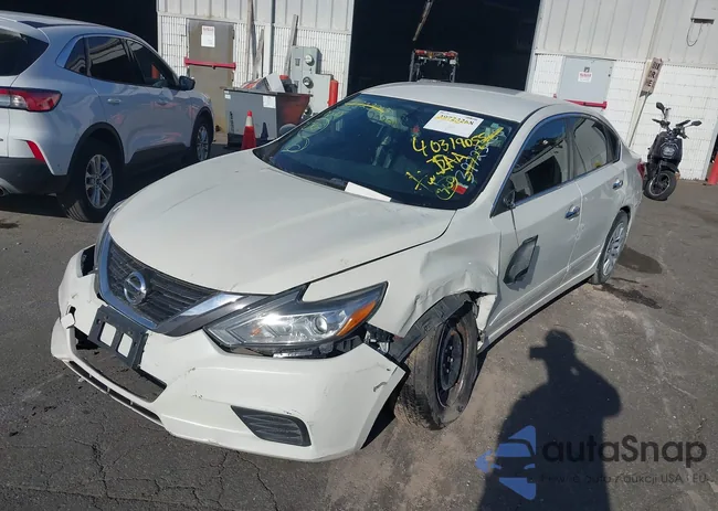 1N4AL3AP3GN383931: 40319055