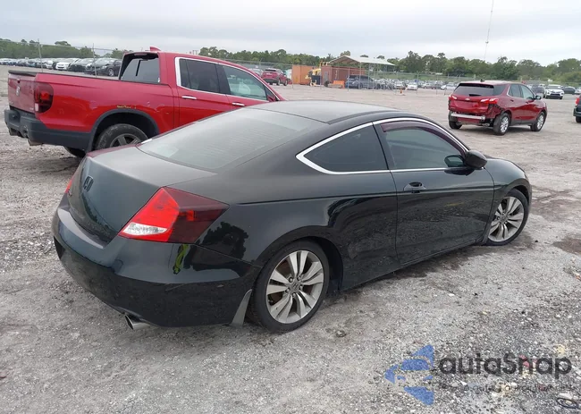 1HGCS1B39CA011924: 40319208