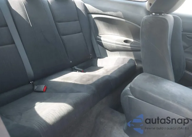 1HGCS1B32CA001462: 40318597