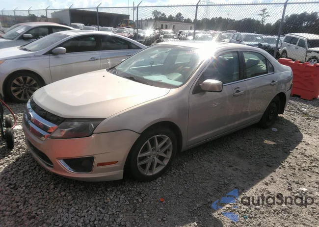 3FAHP0JGXAR323618: 40318648