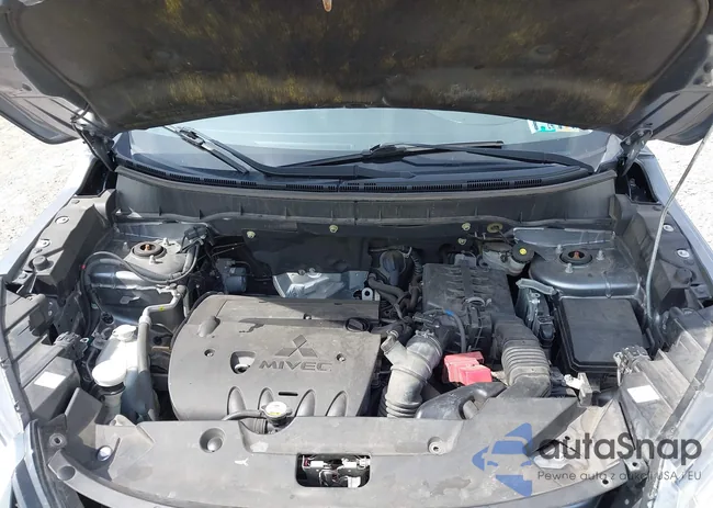 JA4AR3AU3LU023700: 40320325