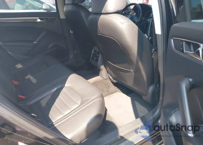 1VWCT7A34HC086524: 40322082