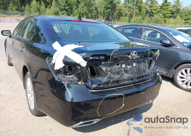 JTHCL5EF8B5010410: 40322377