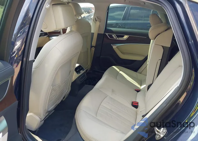 WAUK2AF28KN105633: 40323734