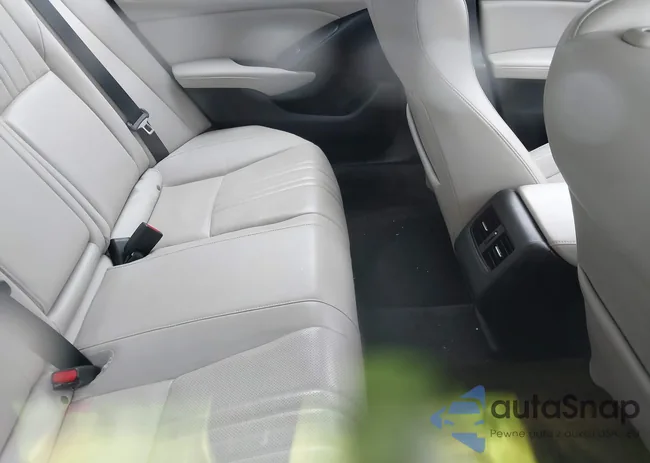 1HGCV1F53JA085839: 40323915