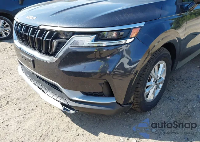 KNDNB4H35N6133119: 40325135