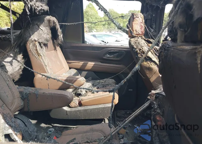 1GNSKTKL6PR372421: 40324812