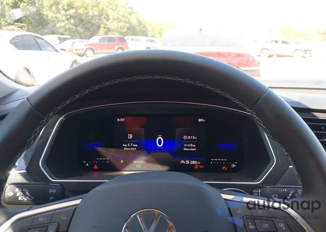 3VV1B7AX9NM158751: 40326481