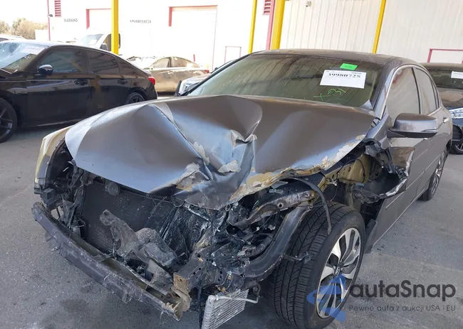 1HGCR6F74FA009959: 40327408