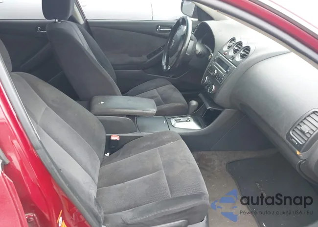 1N4AL21E37C158011: 40329273