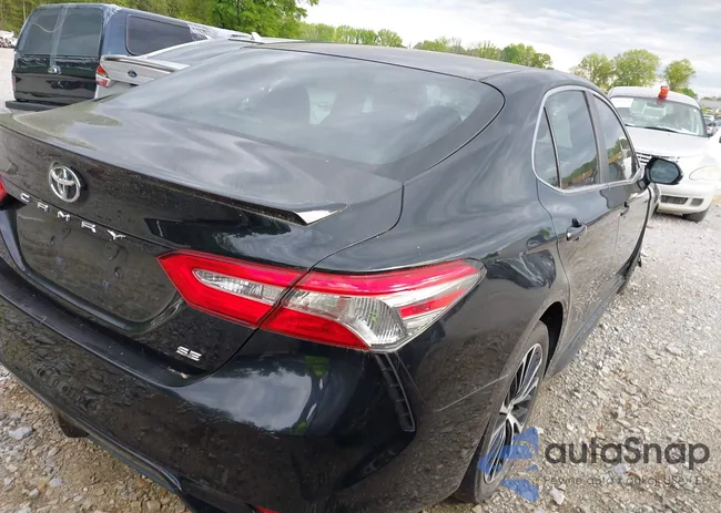 4T1B11HK6JU604448: 40330351